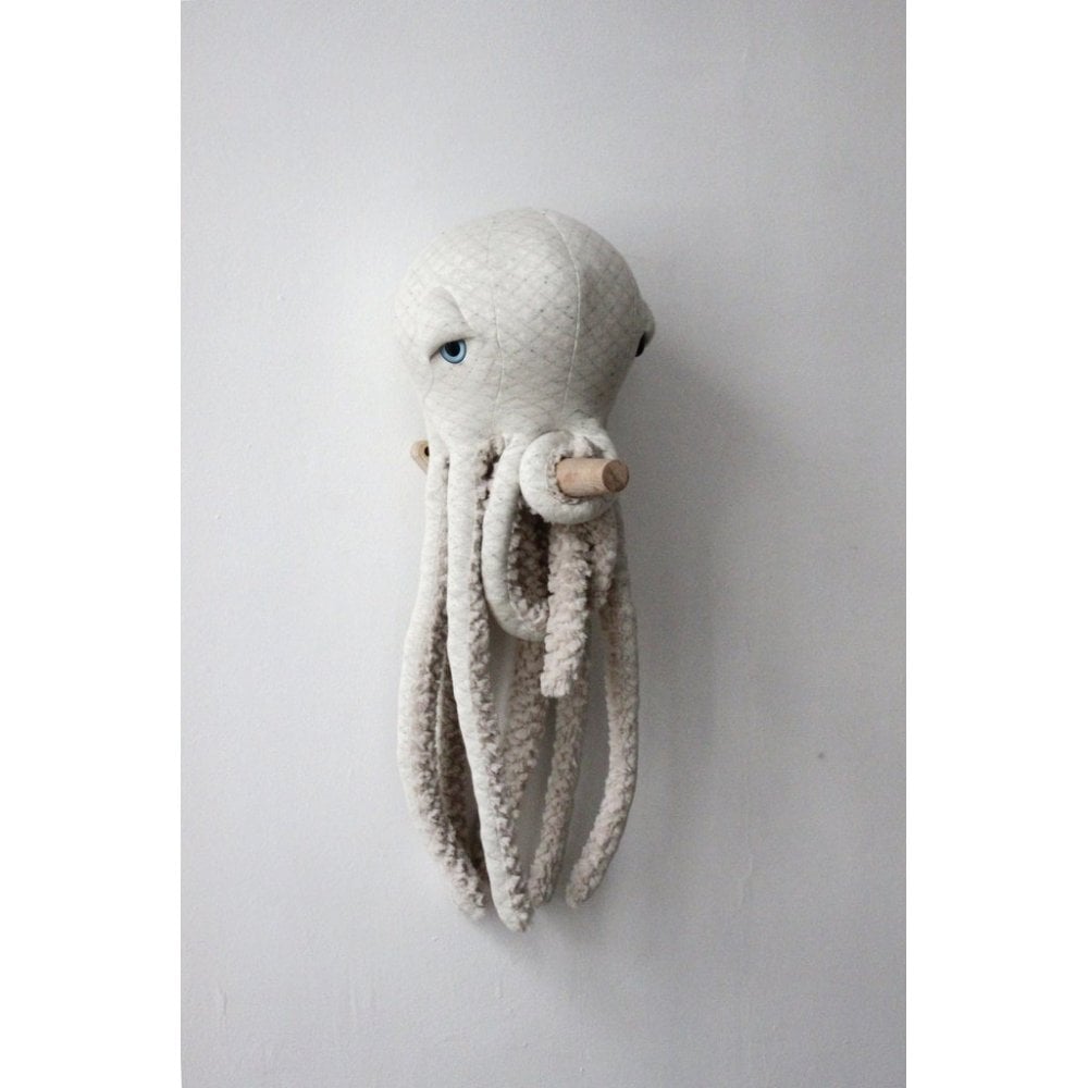 ALBINO OCTOPUS