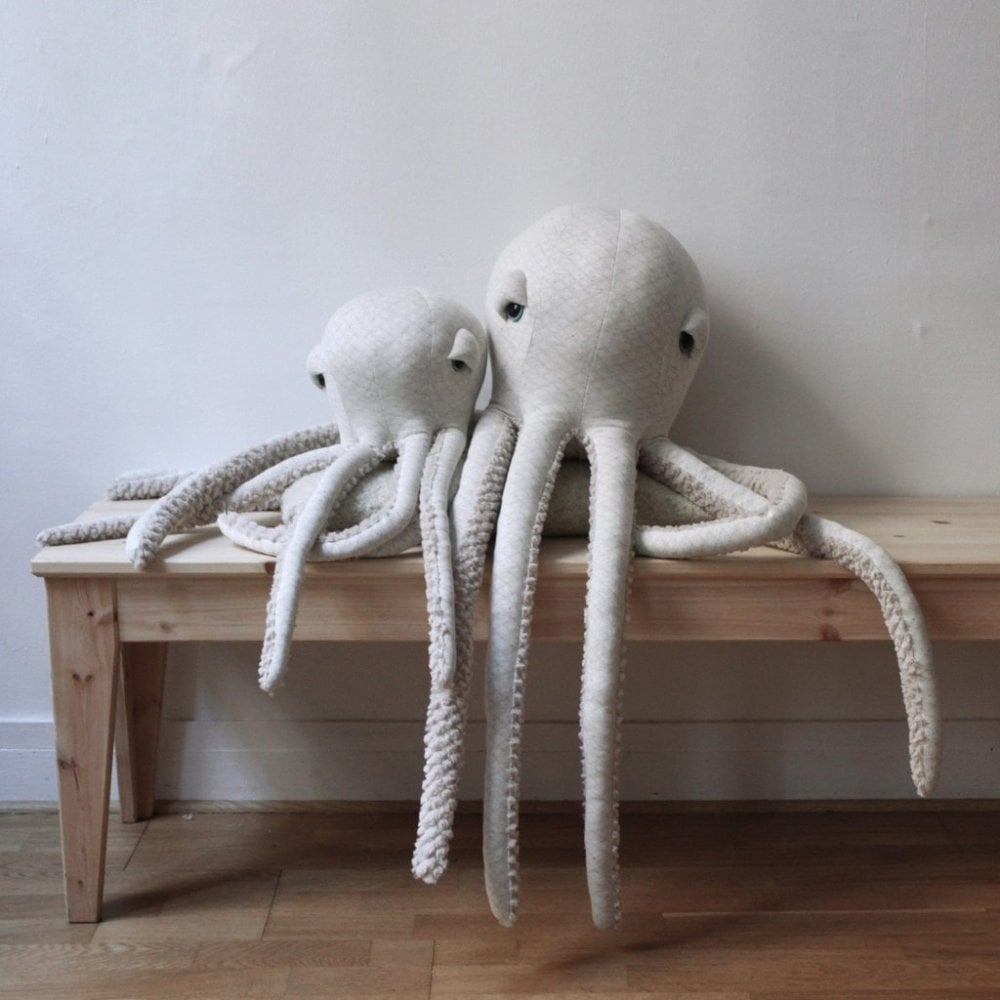 ALBINO OCTOPUS