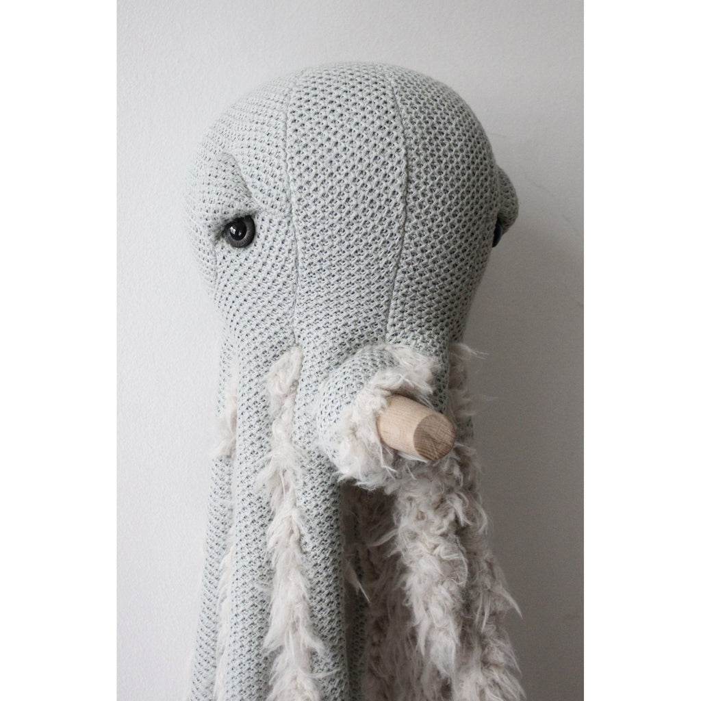 GRANDMA OCTOPUS