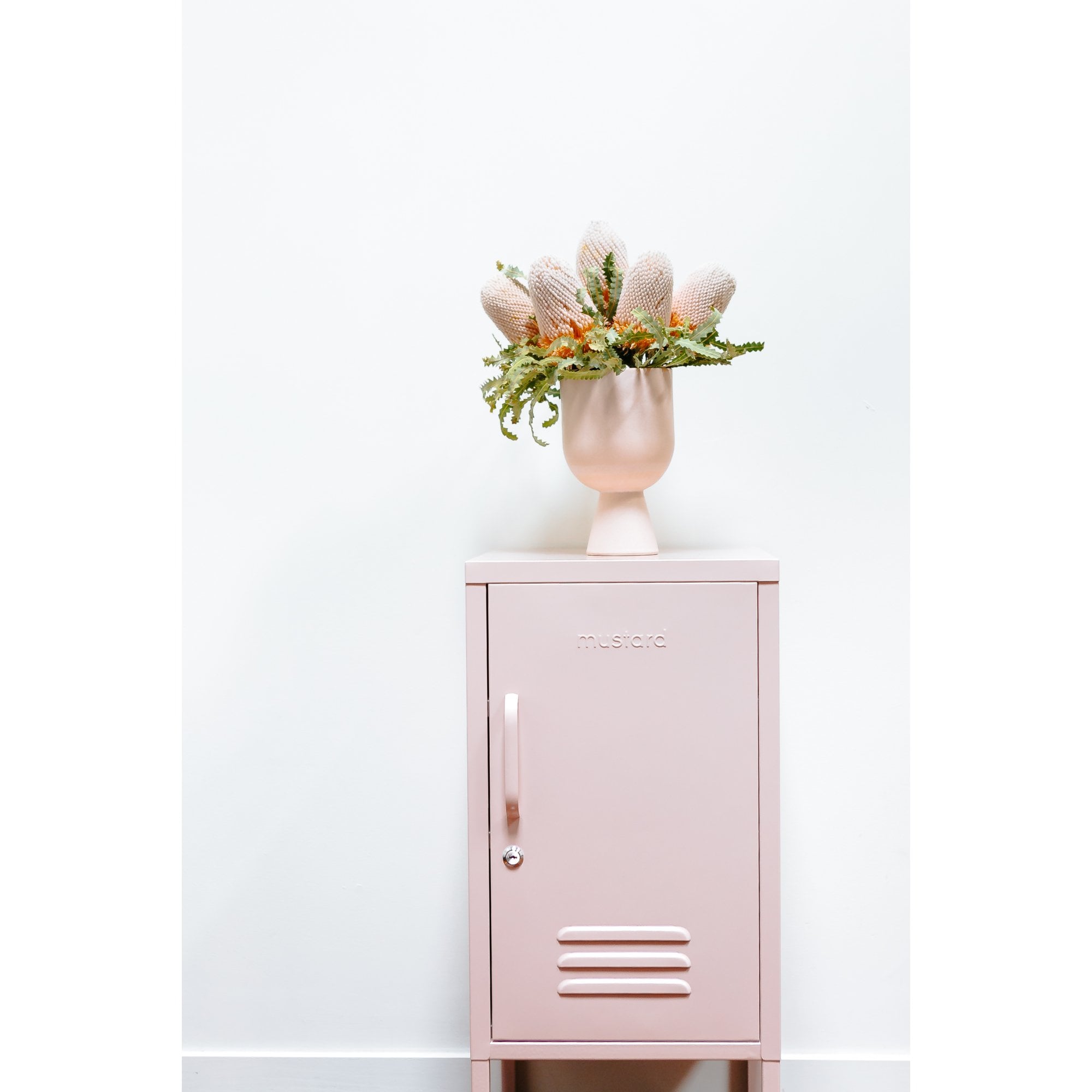 THE SHORTY LOCKER