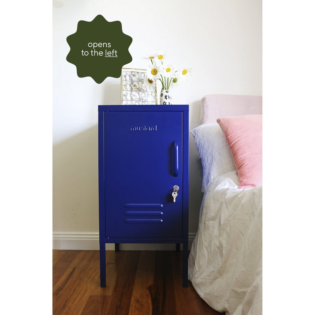 THE SHORTY LOCKER TO THE LEFT