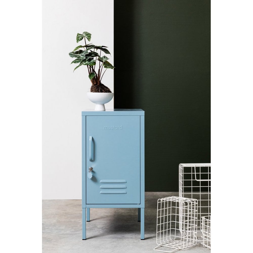 THE SHORTY LOCKER