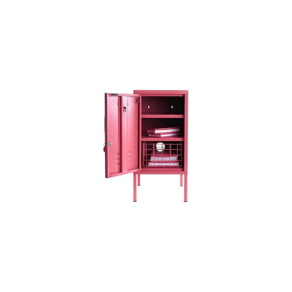 THE SHORTY LOCKER TO THE LEFT