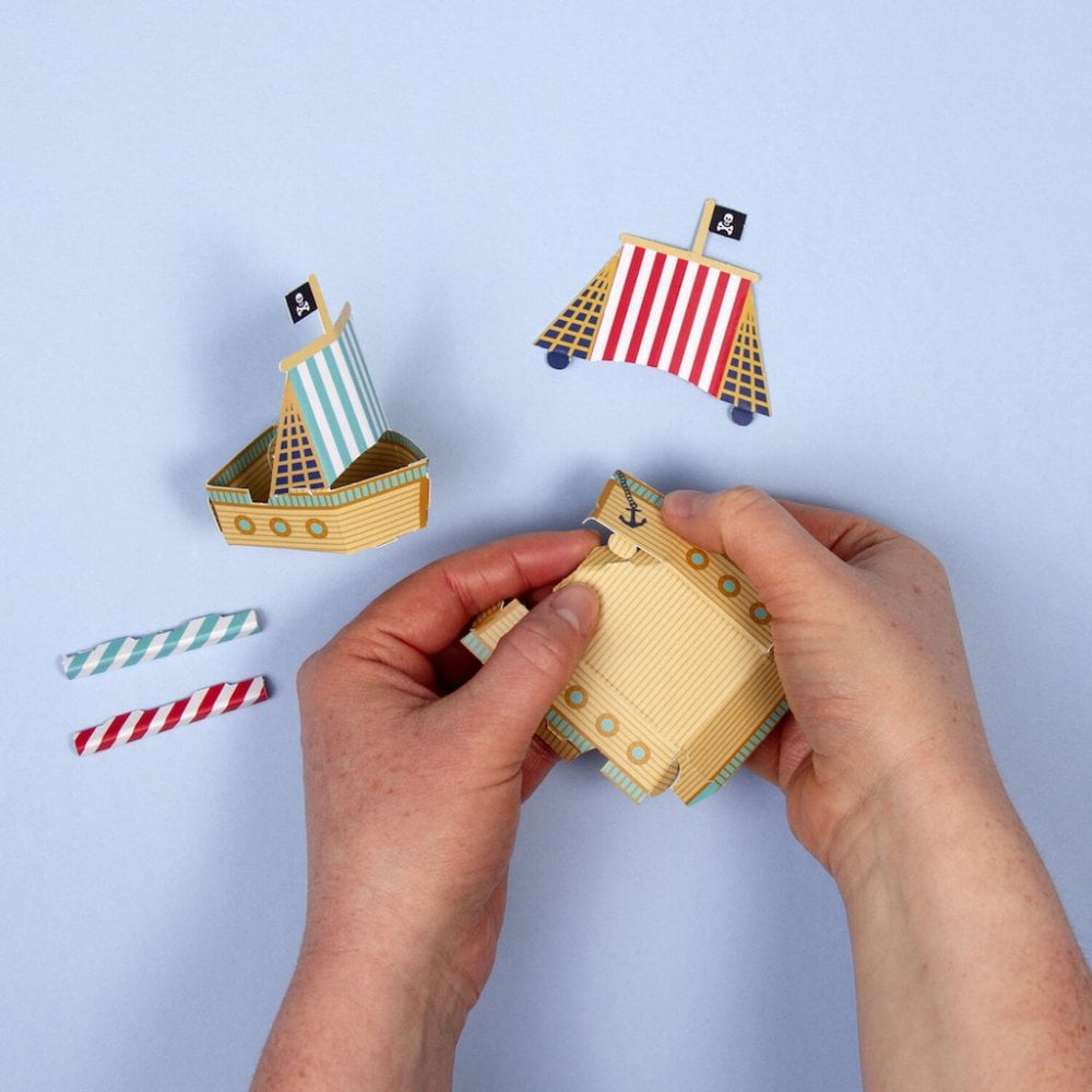 CREATE YOUR OWN PIRATE BLOW BOATS (AGES 5+)