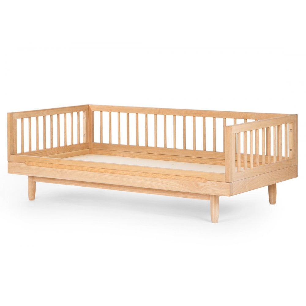 OAK WOOD JUNIOR BED - PURE
