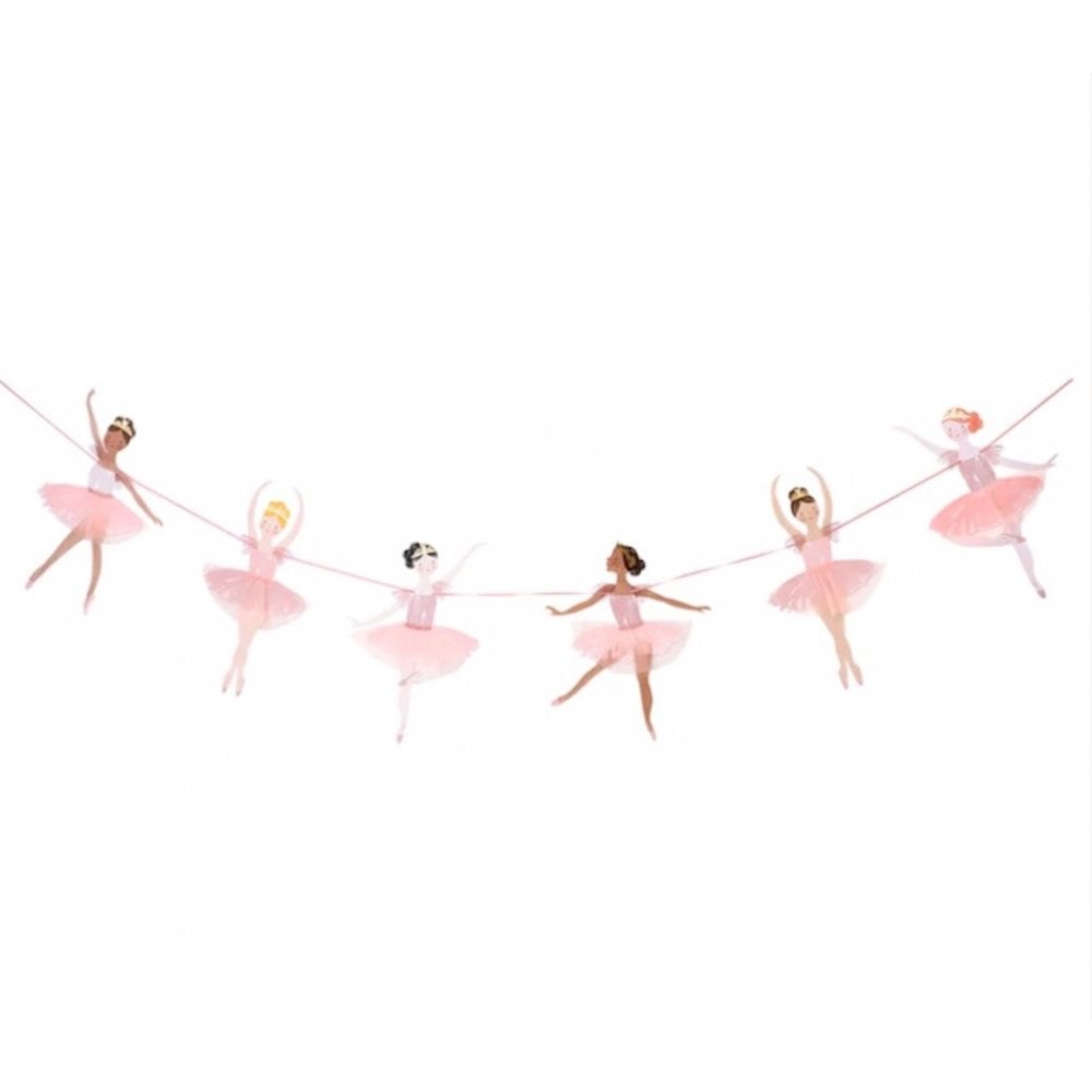 BALLERINA GARLAND