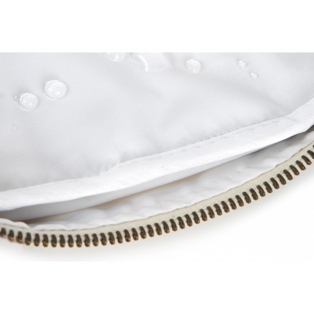 HYDE PARK WATERPROOF VANITY CASE