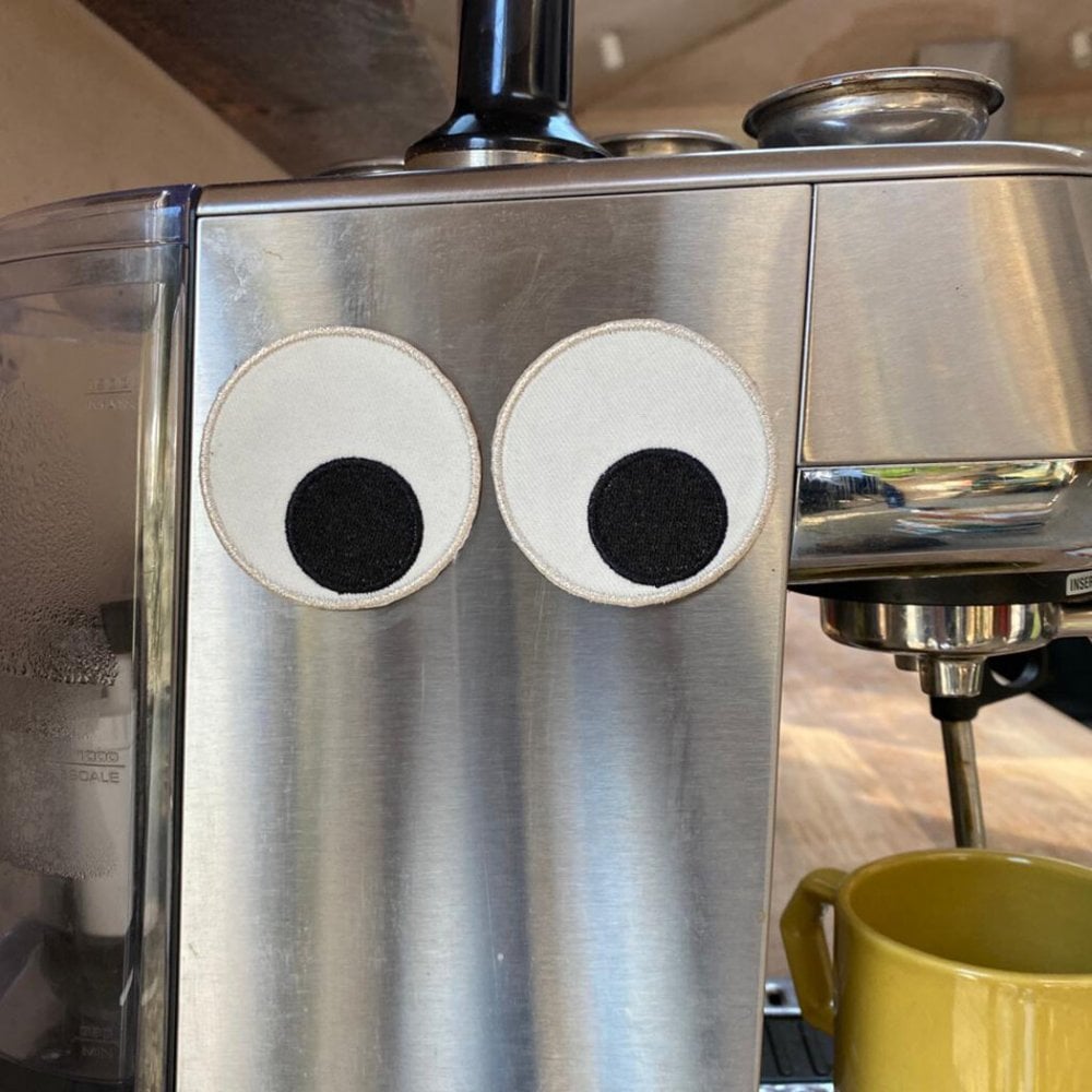 GIANT EYEBALL MAGNETS