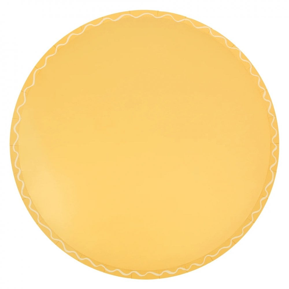 8 MIXED WAVY LINE DINNER PLATES