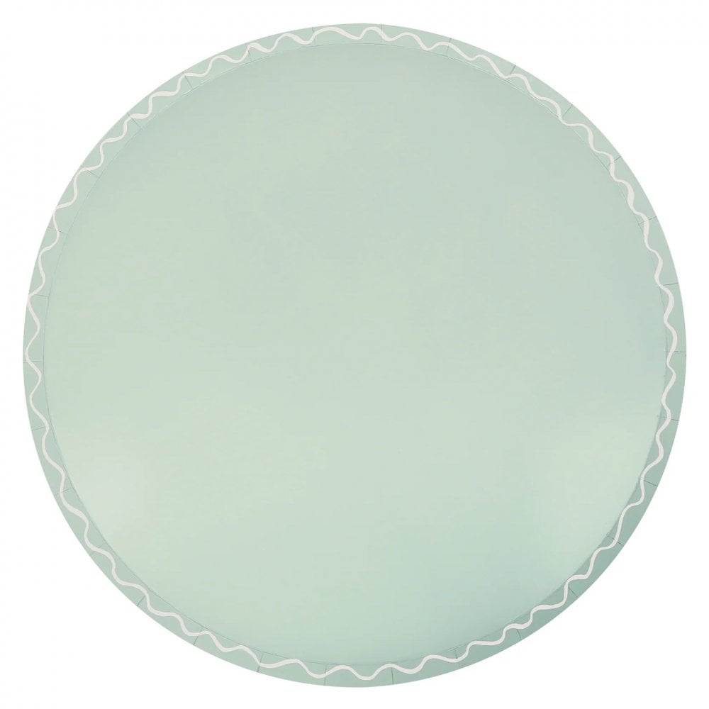 8 MIXED WAVY LINE DINNER PLATES