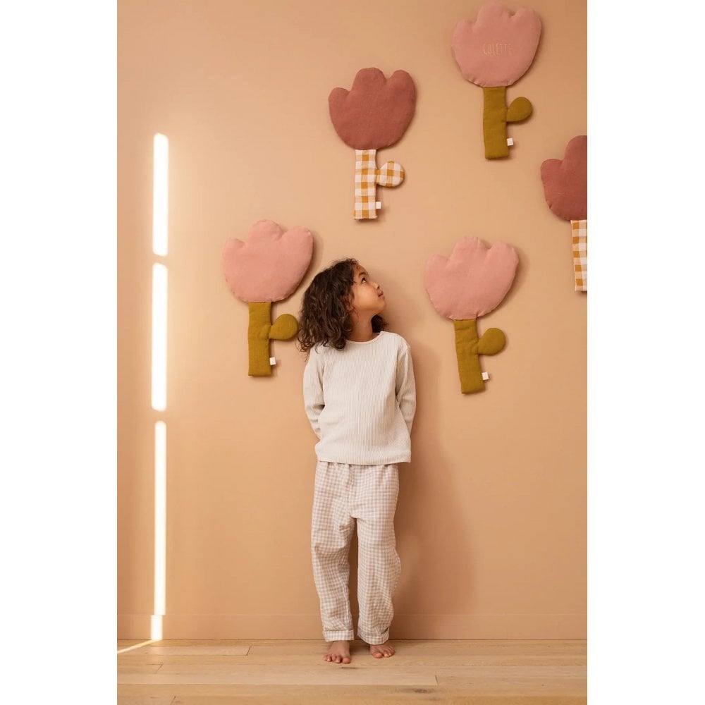 FLOWER CUSHIONED WALL HANGING