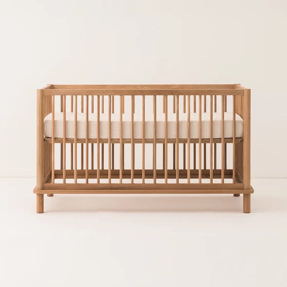 LATITUDE EVOLVING SOLID OAK WOOD CRIB COT BED
