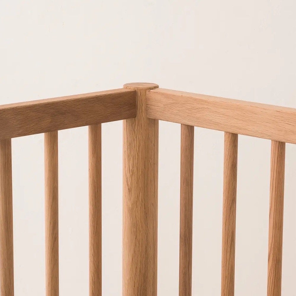 LATITUDE EVOLVING SOLID OAK WOOD CRIB COT + JUNIOR BED EXTENSION SET