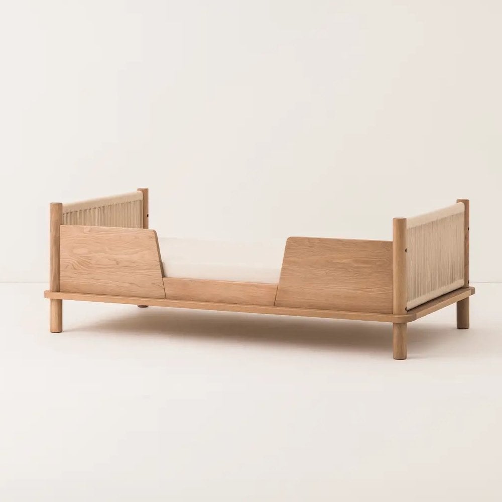 LATITUDE SOLID OAK WOOD JUNIOR BED SAFETY BARRIER