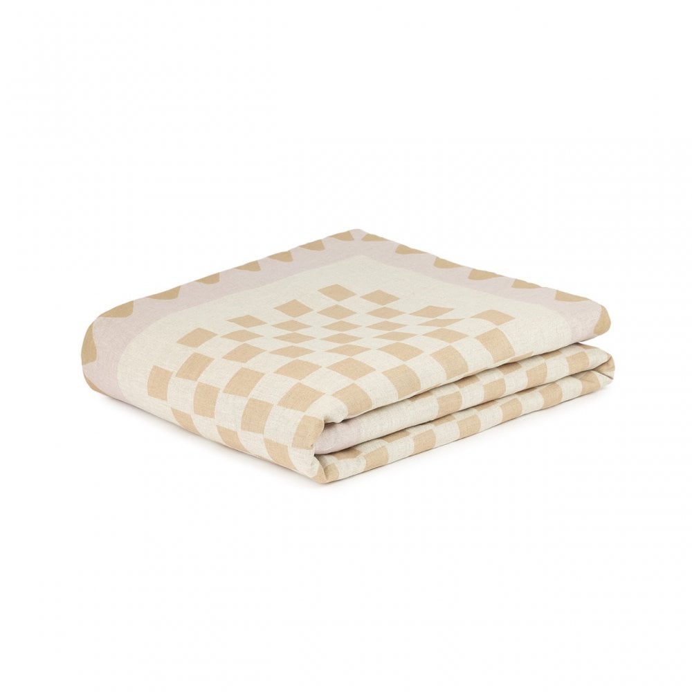 QUILT BLANKET IN FRENCH LINEN VIBES