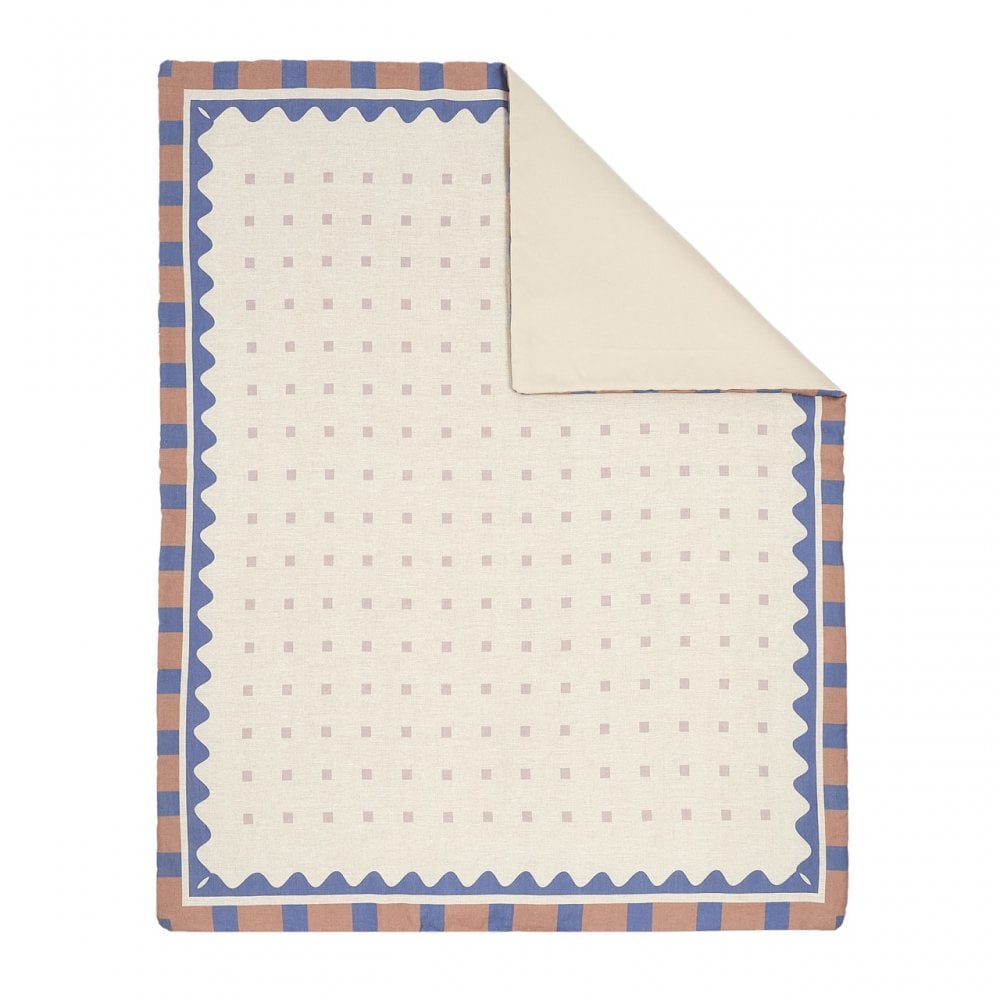QUILT BLANKET IN FRENCH LINEN VIBES