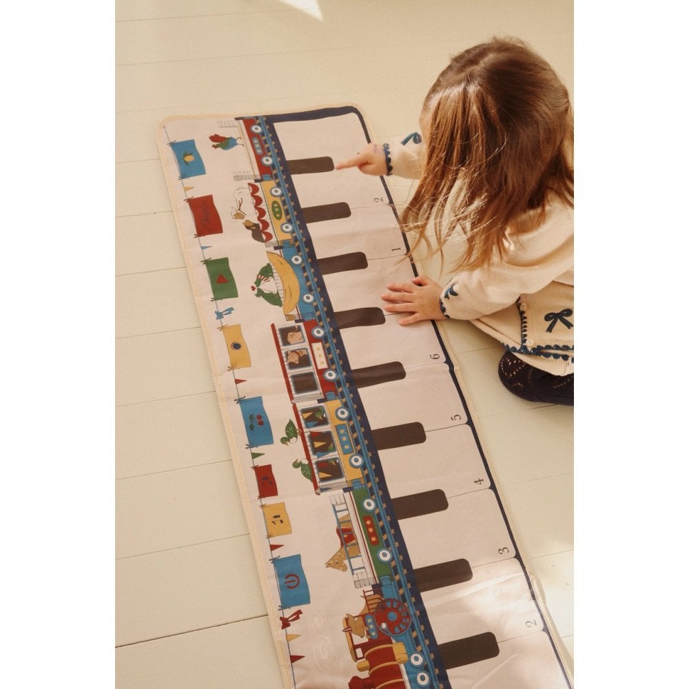 FLOOR PIANO