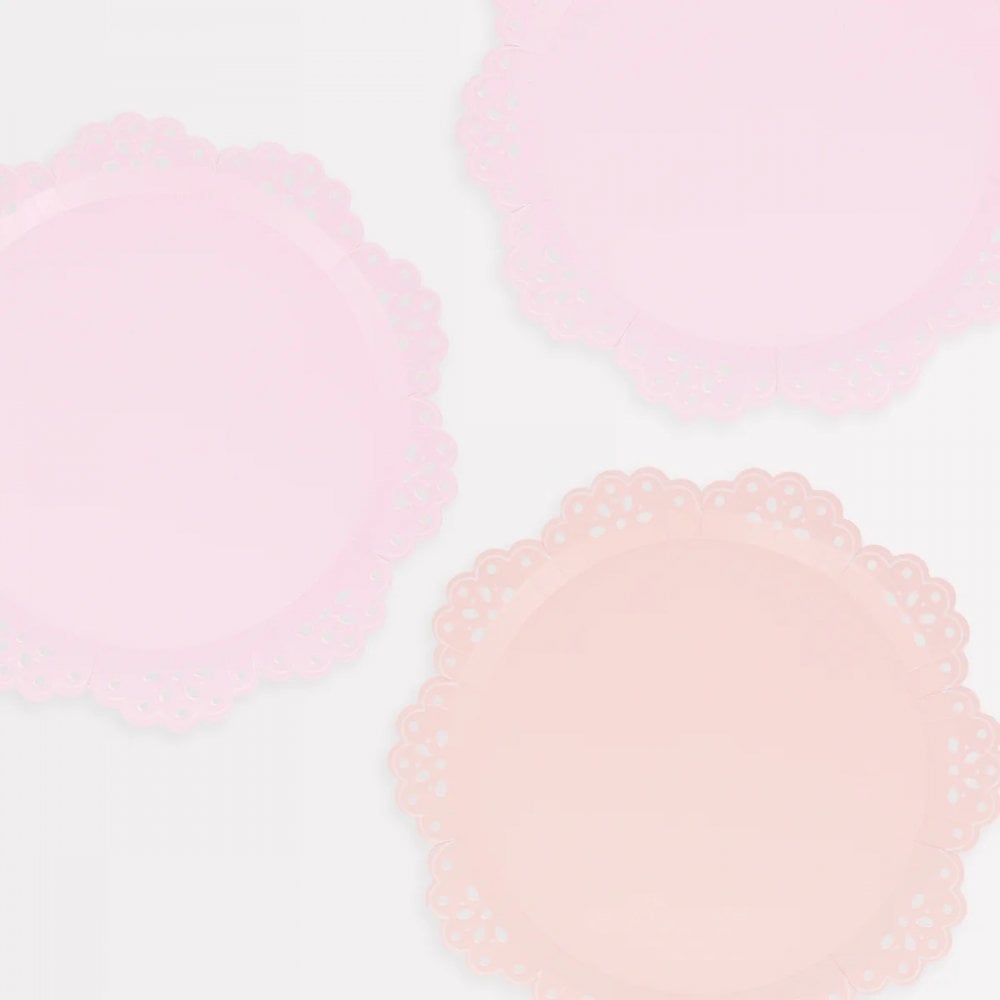 8 BRODERIE ANGLAISE LACE DINNER/SERVING PLATES - PINK + PEACH