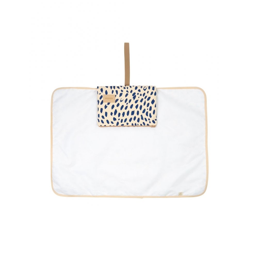 HYDE PARK WATERPROOF CHANGING PAD