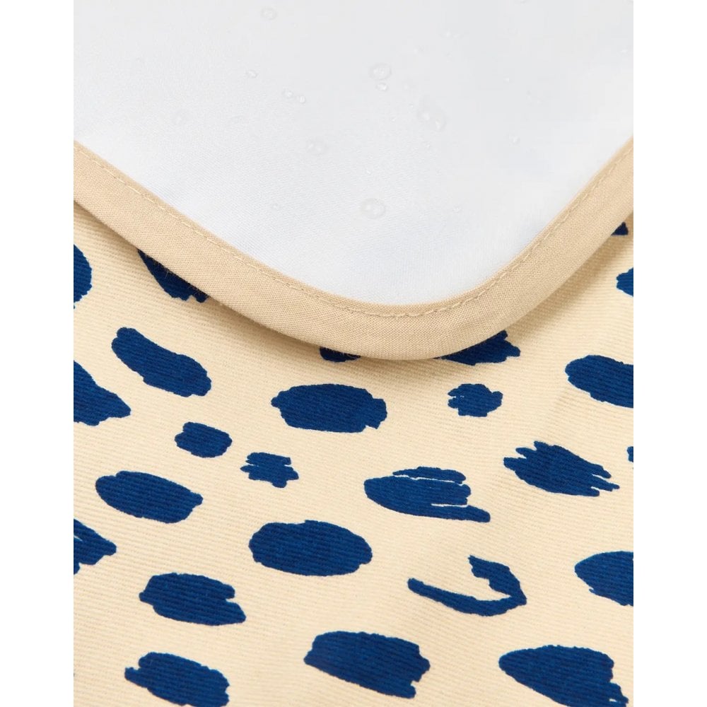HYDE PARK WATERPROOF CHANGING PAD