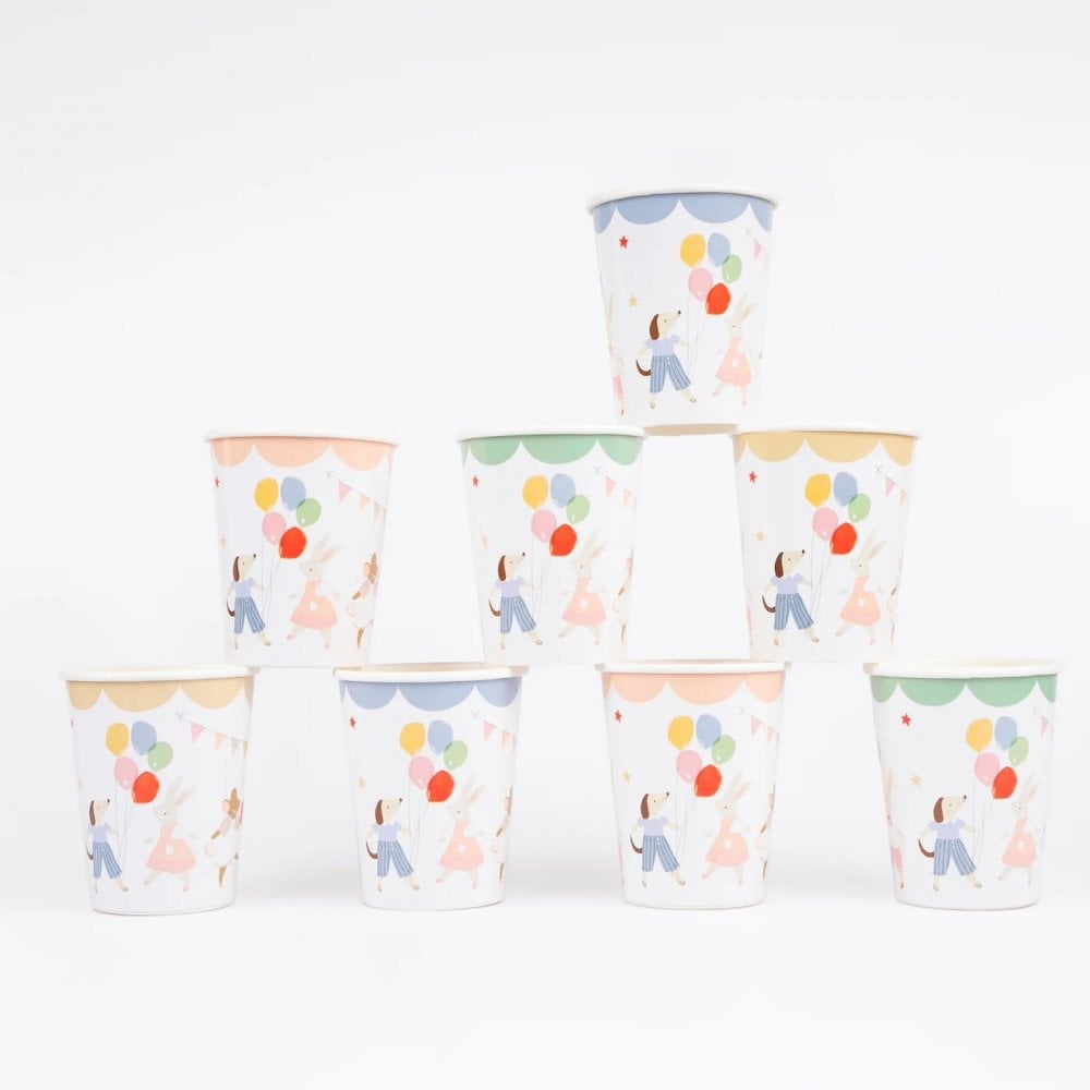 8 ANIMAL FRIENDS CUPS