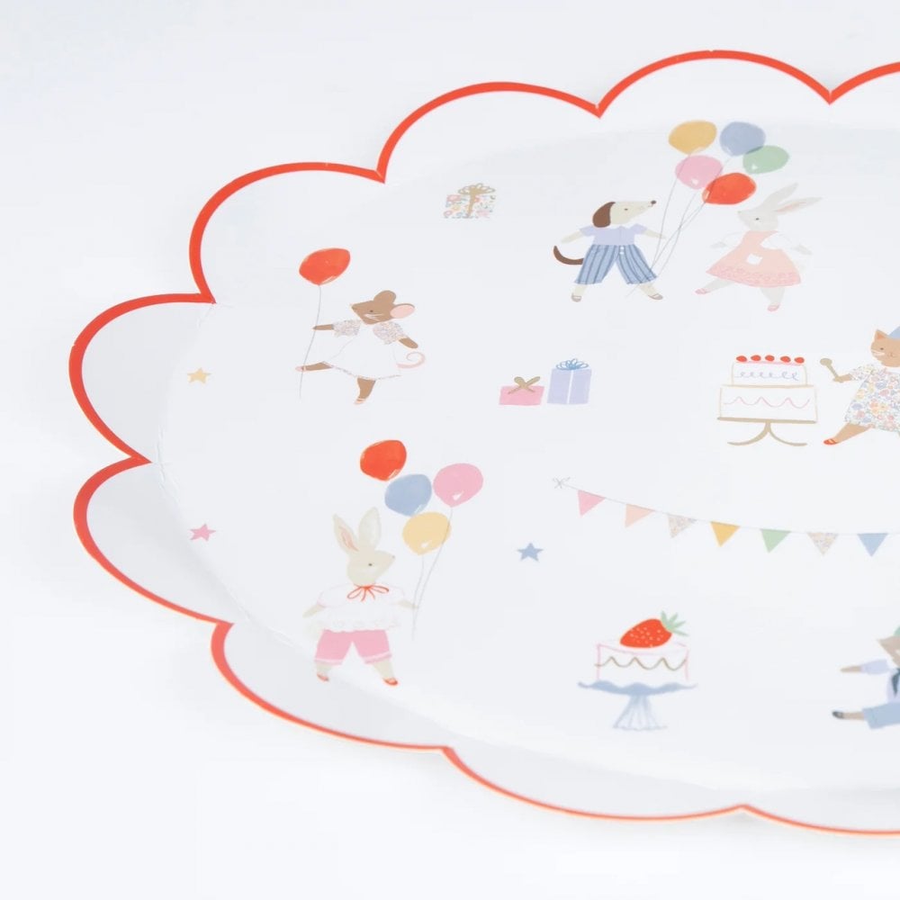8 ANIMAL FRIENDS PLATES