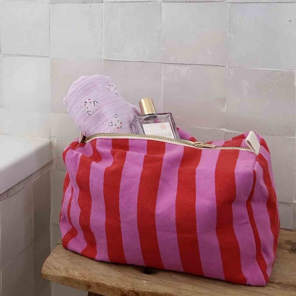 VIC WASH BAG