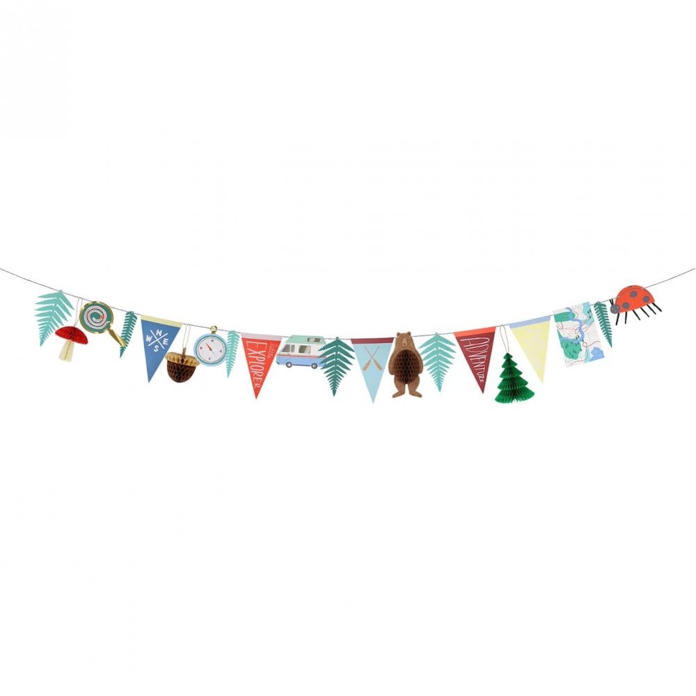 CAMPING ADVENTURE GARLAND