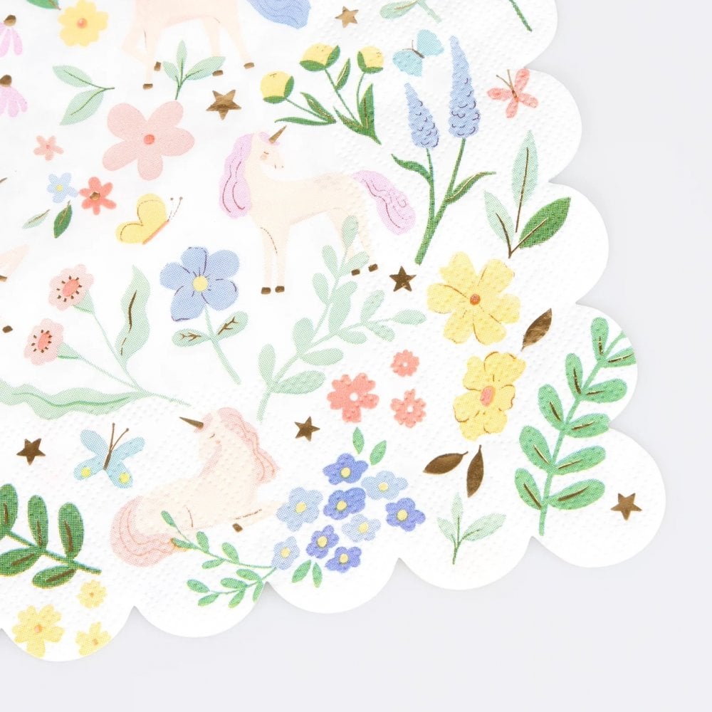 16 MEADOW UNICORN NAPKINS