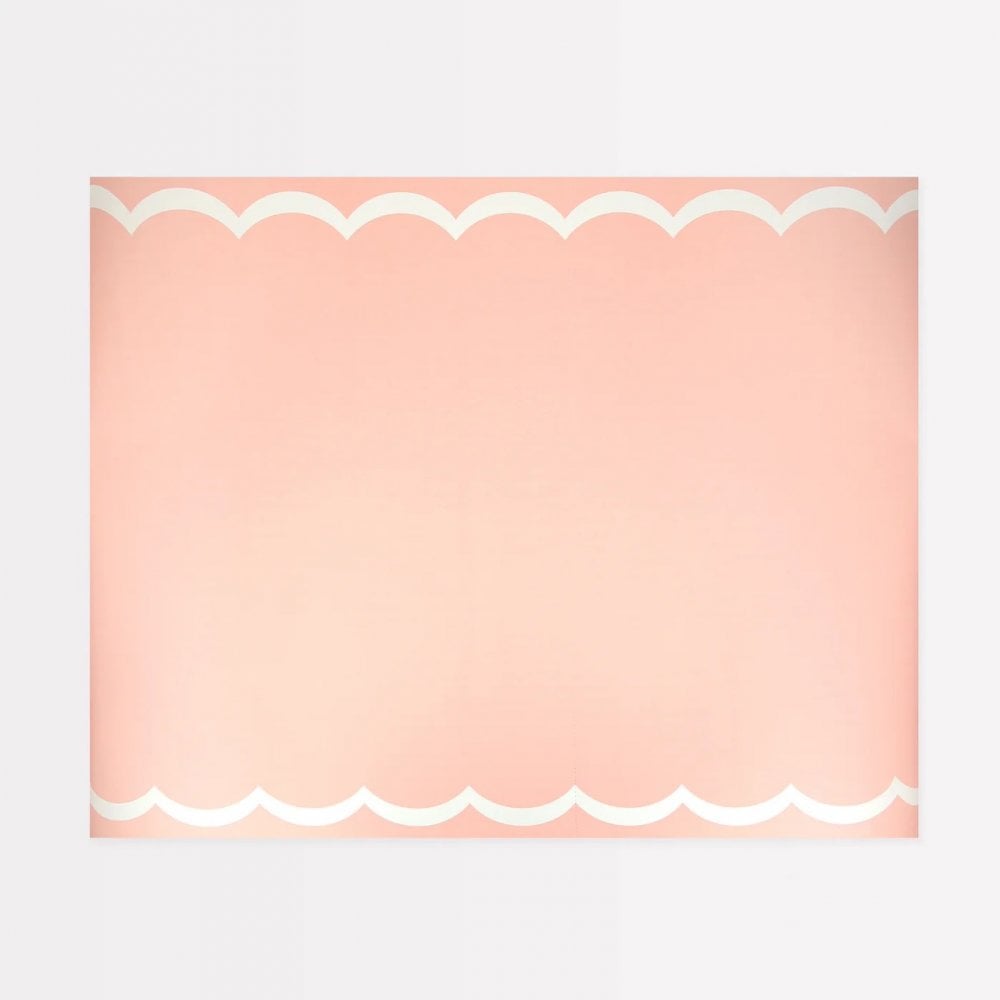 SCALLOPED EDGE PINK TABLE RUNNER