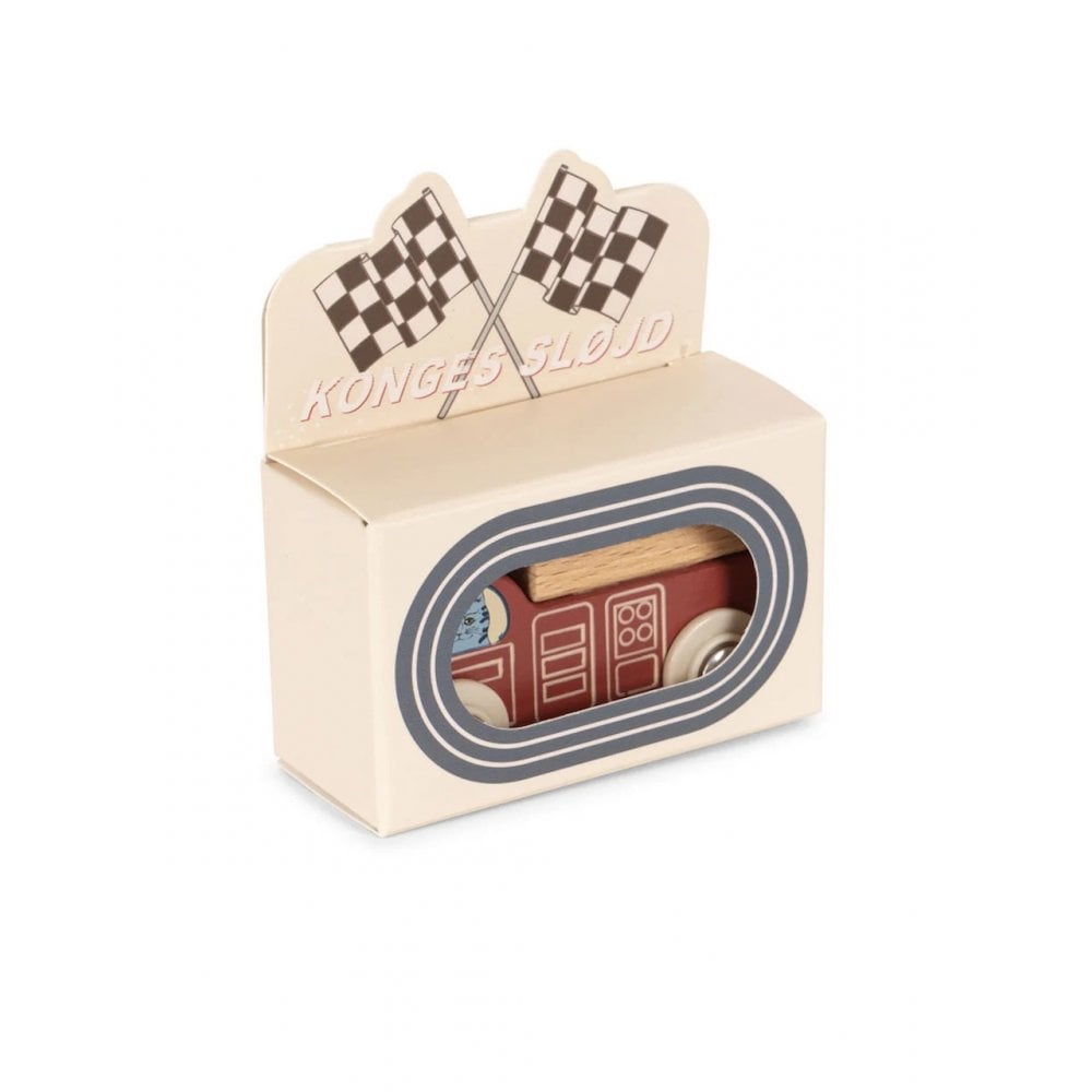 LITTLE WOODEN CAR