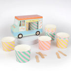 12 ICE CREAM CUPS + SPOONS