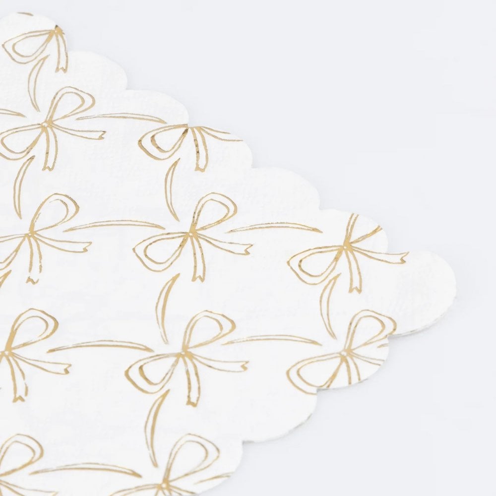16 GOLD BOW NAPKINS