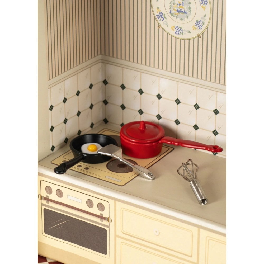 MY TINY KITCHEN