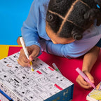 OOLY x PEANUTS ART SUPPLIES - COLOUR YOUR OWN CASE (3 YEARS+)