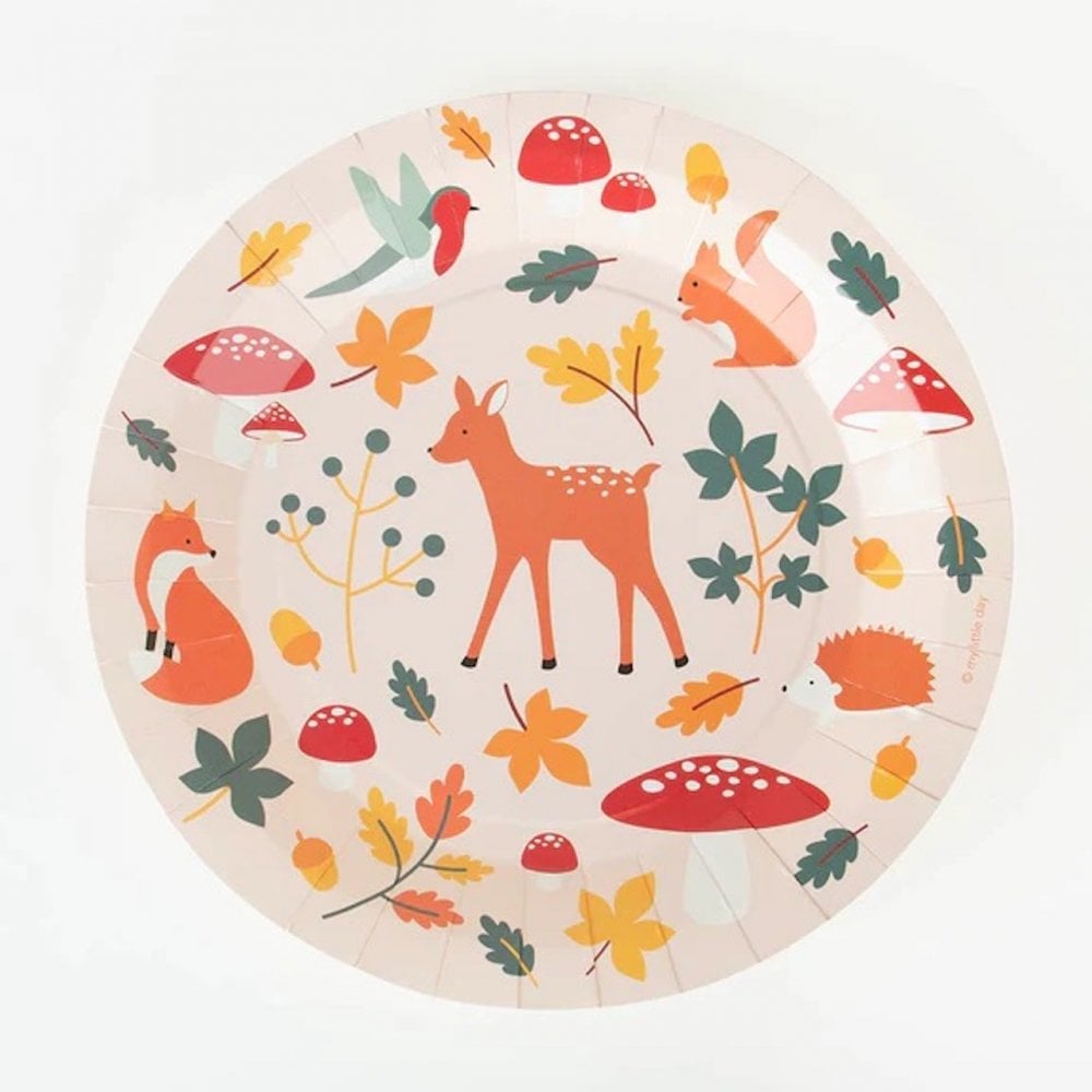 8 PLATES - WOODLAND ANIMALS