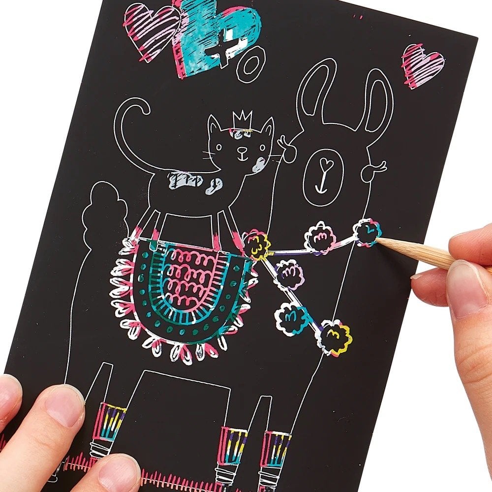 SCRATCH + SCRIBBLE ART KIT - FUNTASTIC FRIENDS