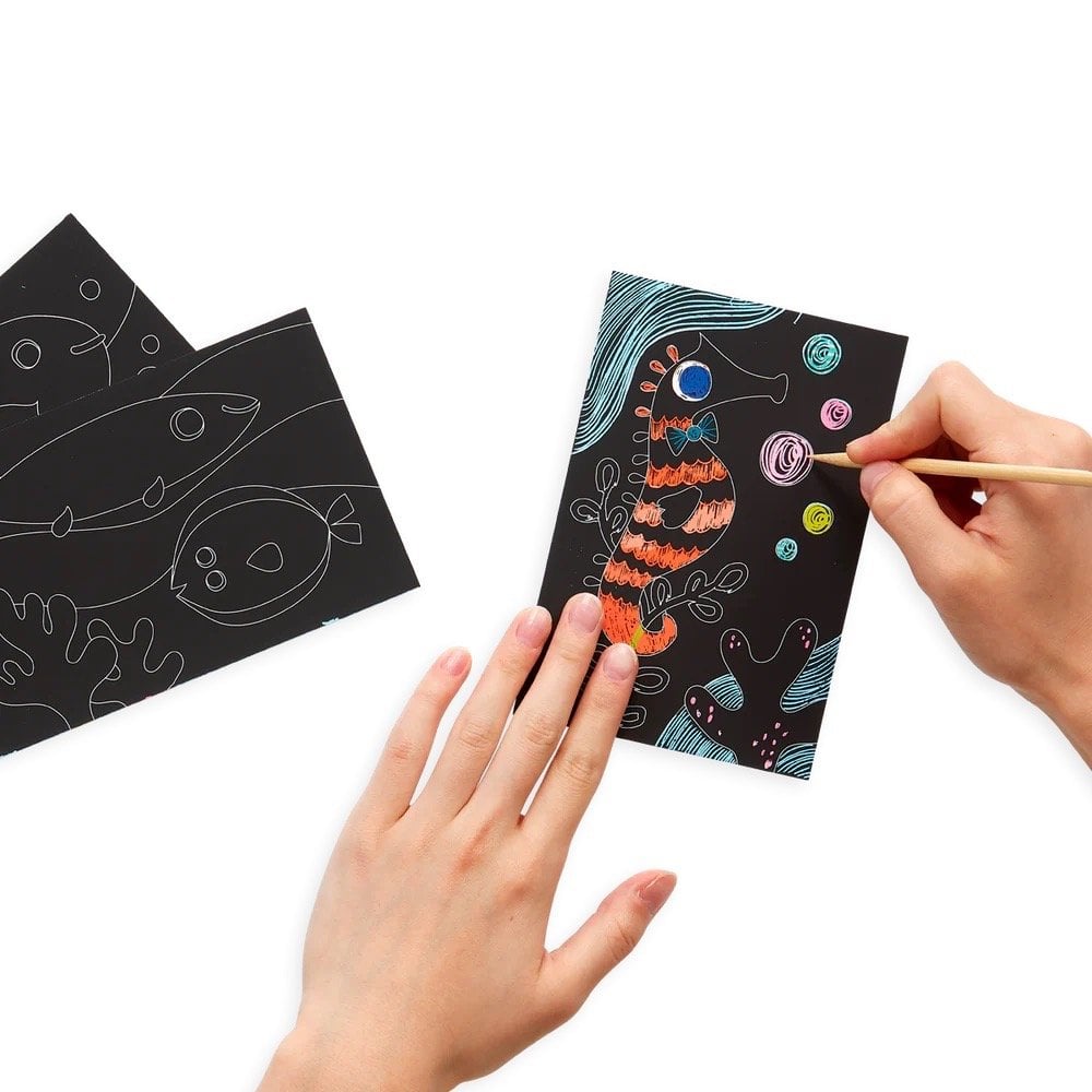 SCRATCH + SCRIBBLE ART KIT - FISH