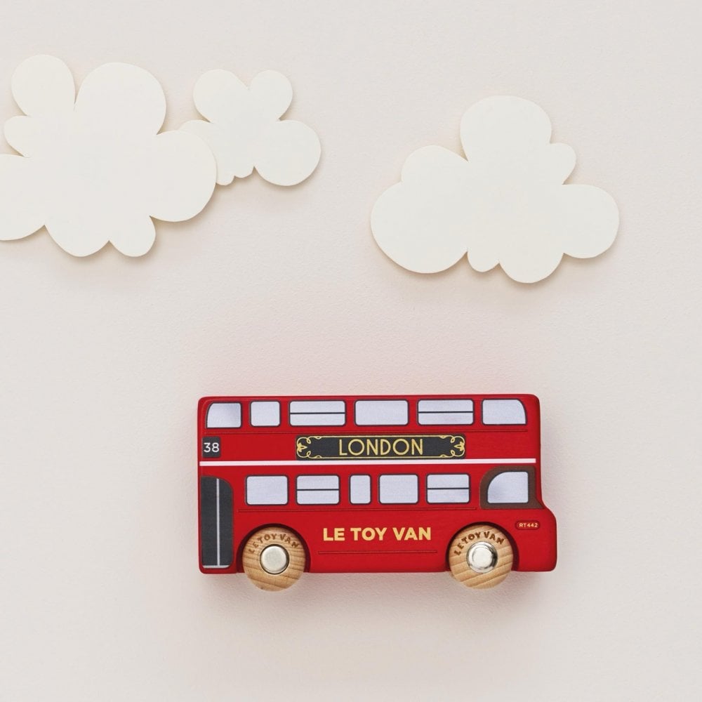 LONDON BUS