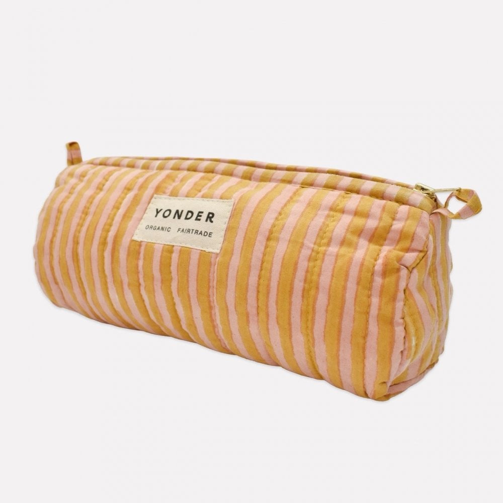 QUILTED BARREL CASE