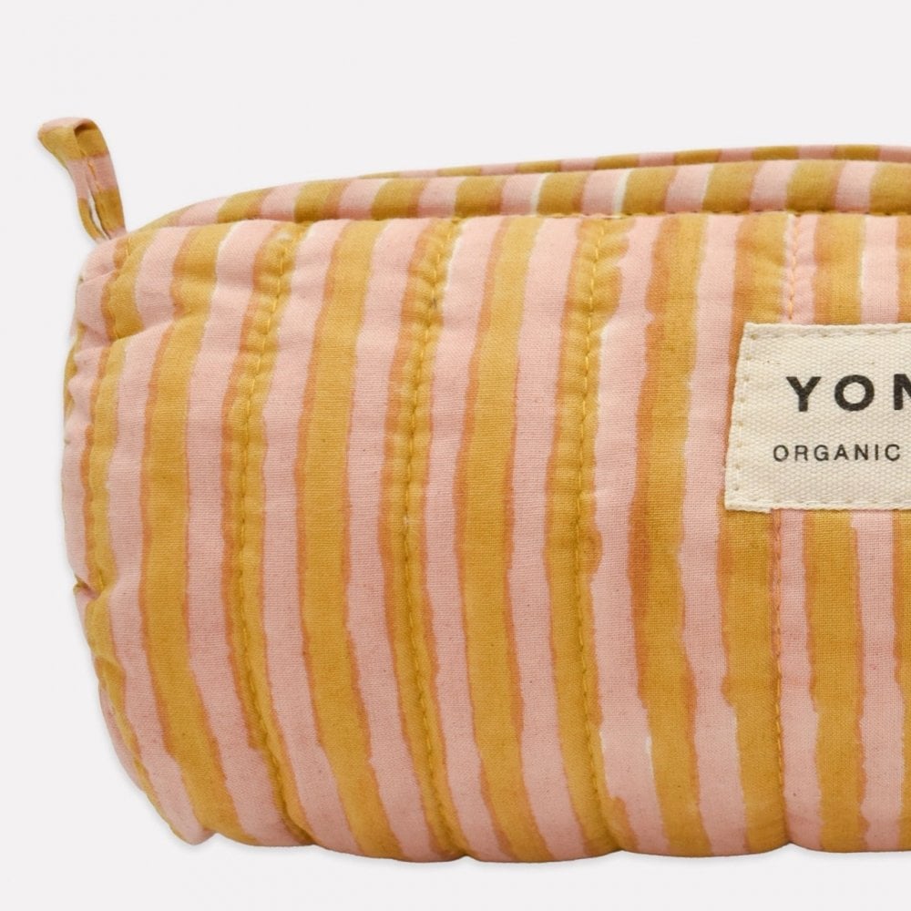 QUILTED BARREL CASE
