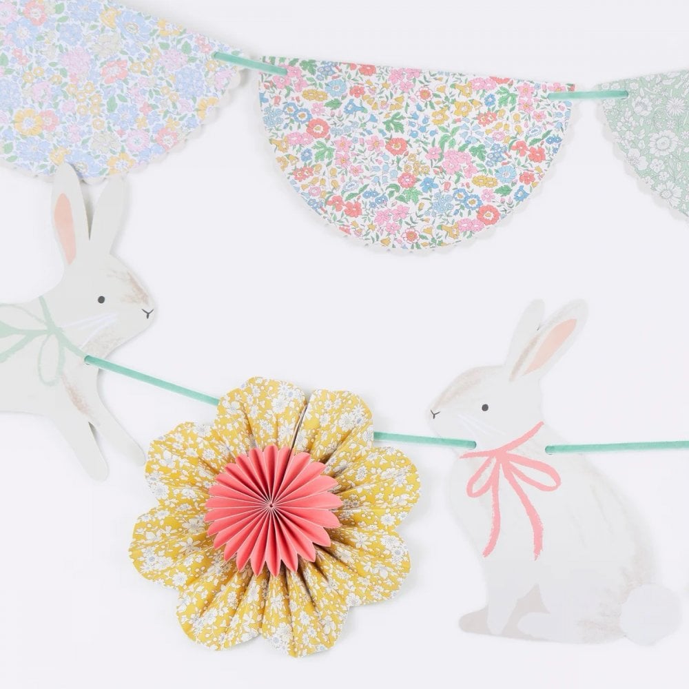 LIBERTY BUNNY GARLAND SET