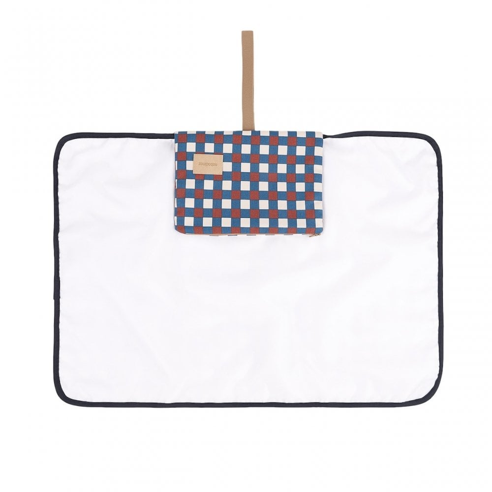 HYDE PARK WATERPROOF CHANGING PAD
