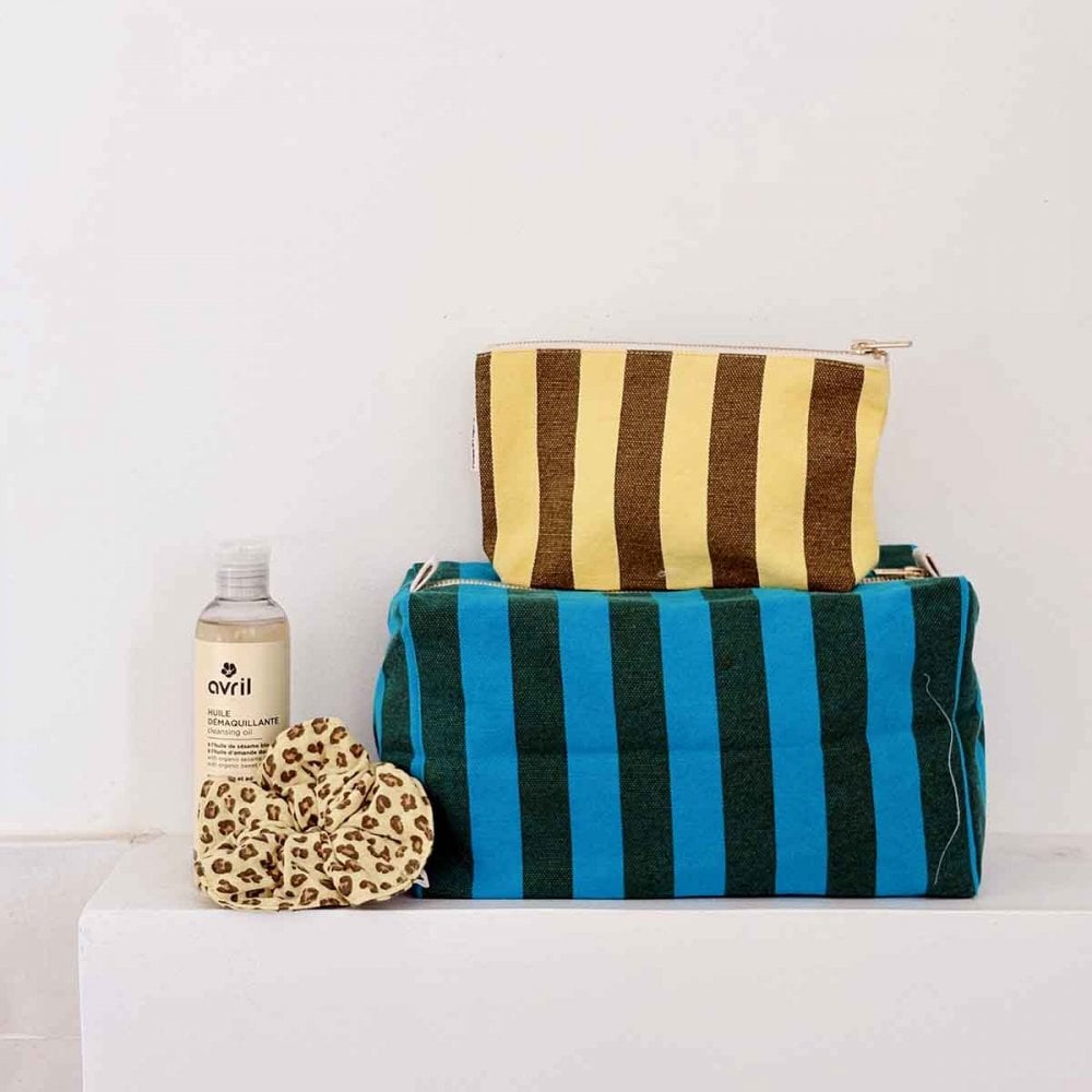 VIC WASH BAG