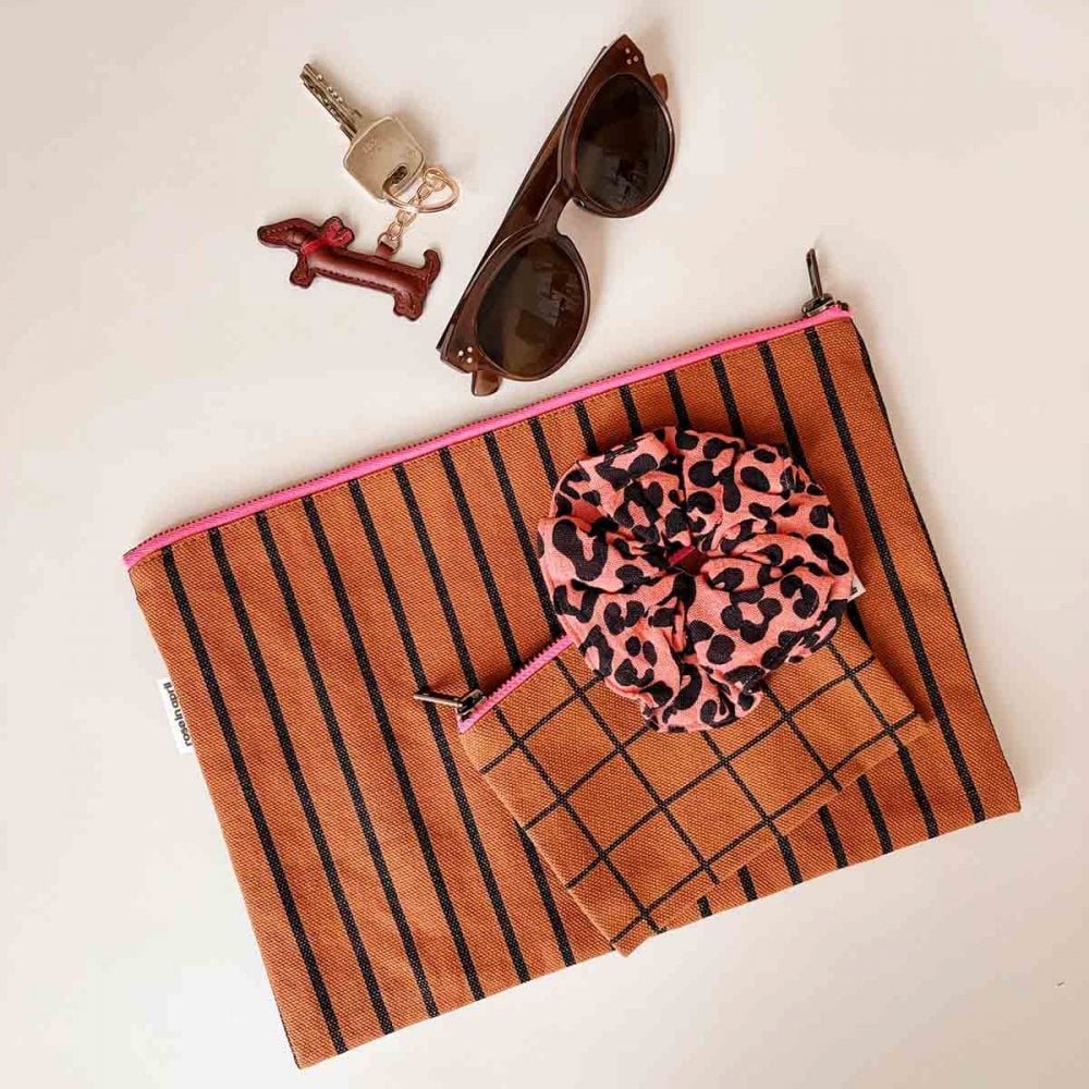 LILI LARGE FLAT POUCH