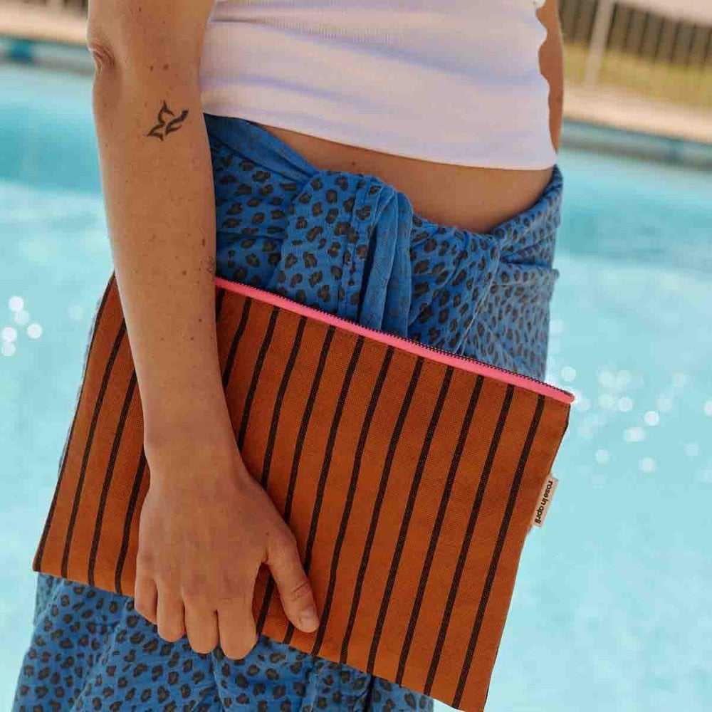LILI LARGE FLAT POUCH