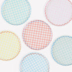 6 GINGHAM REUSABLE SMALL PLATES