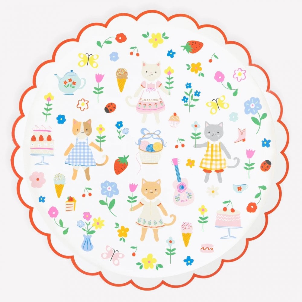 8 KITTEN CLUB DINNER PLATES