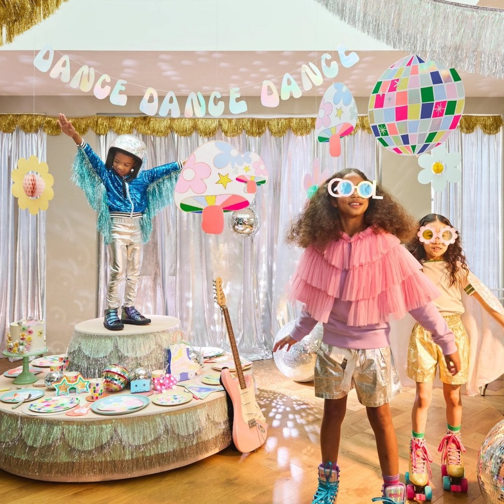 DANCE, DANCE, DANCE GARLAND
