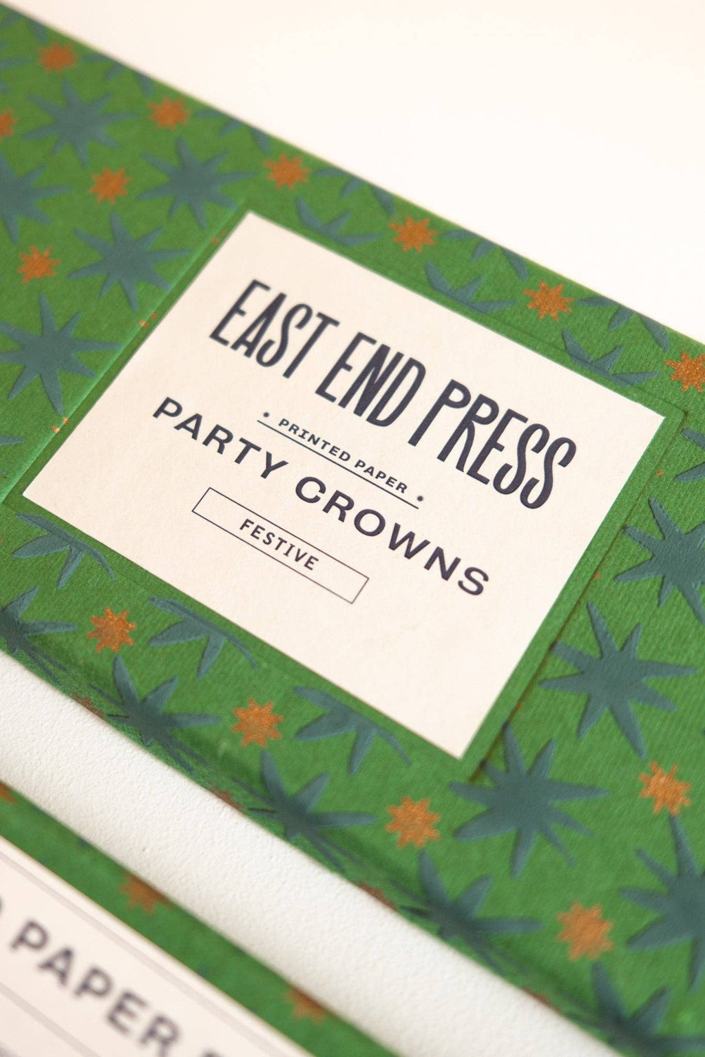 6 FESTIVE PARTY CROWNS